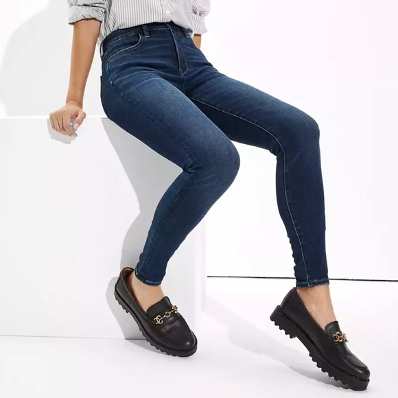 AEO super high rise jegging size 2 - Picture 2 of 11